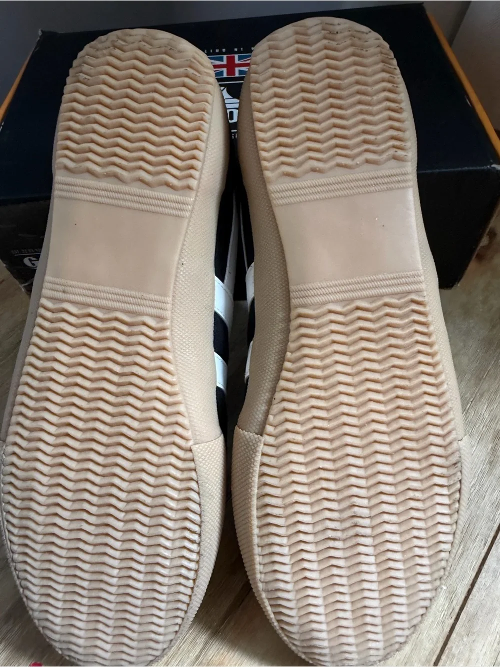 Gola Men’s Black Sneakers with White Stripes and Gum Sole